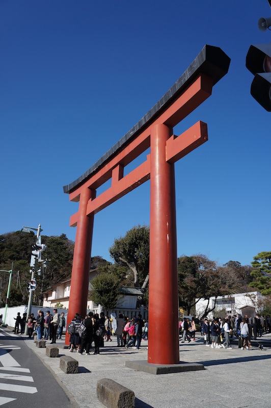 Puerta de madera en kamakura